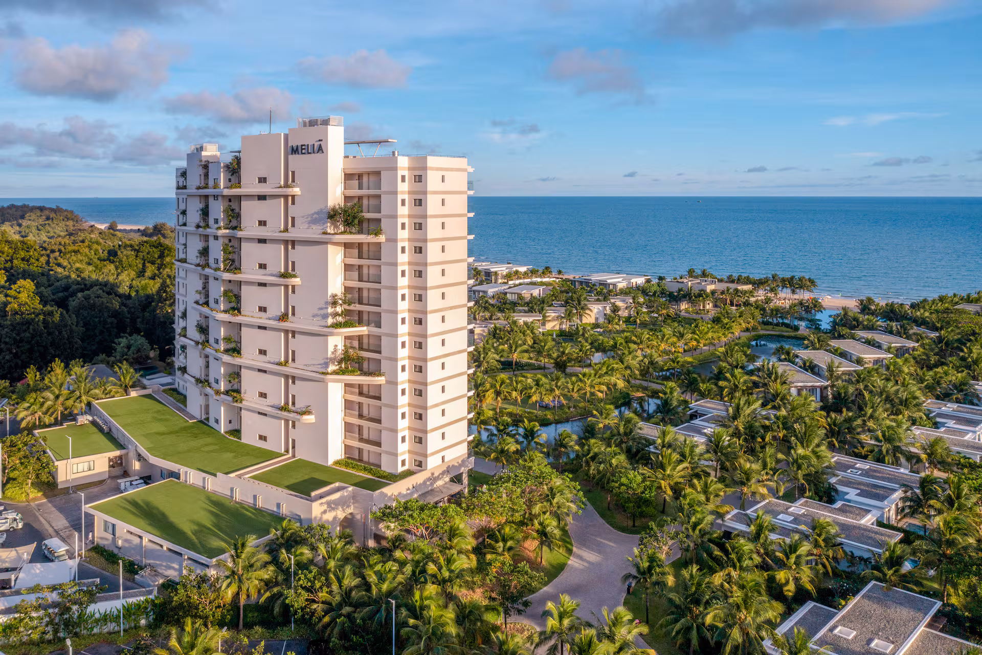 Melia Ho Tram Beach Resort, Ho Chi Minh
