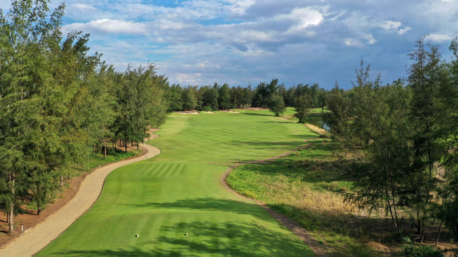 Tee Box, Montgomerie Links, Da Nang, Vietnam