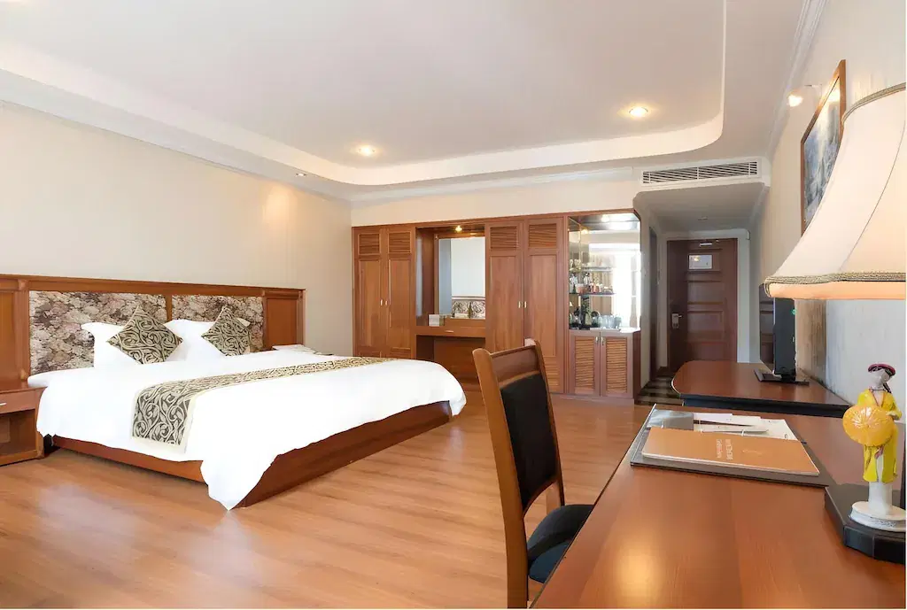 Muong Thanh Luxury Song Han Hotel, Da Nang / Hoi An, Vietnam