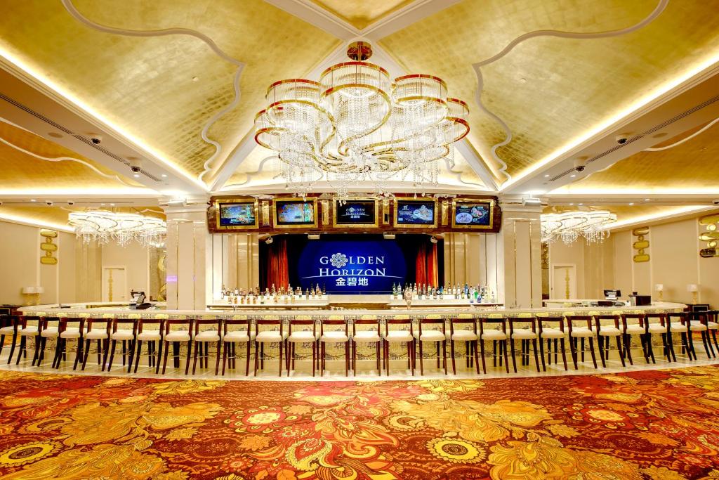 NagaWorld Hotel & Entertainment Complex, Phnom Penh