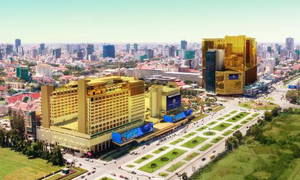 NagaWorld Hotel & Entertainment Complex golf course