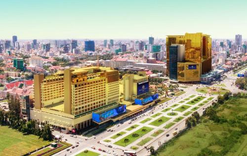 NagaWorld Hotel & Entertainment Complex, Phnom Penh