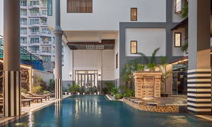 Ohana Phnom Penh Palace Hotel golf course