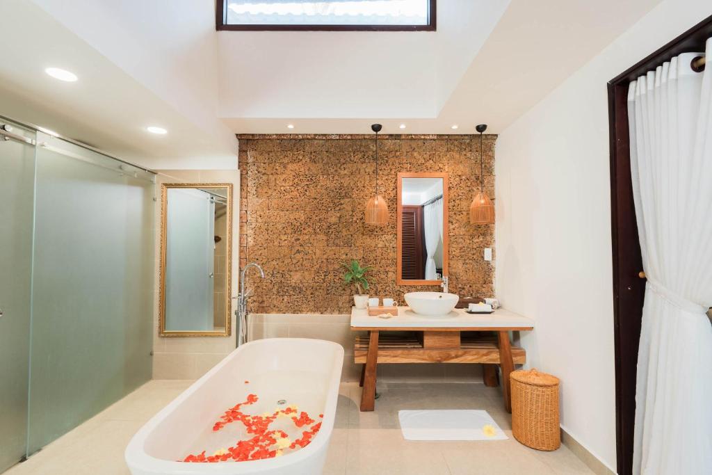 Palm Garden Beach Resort & Spa, Da Nang / Hoi An