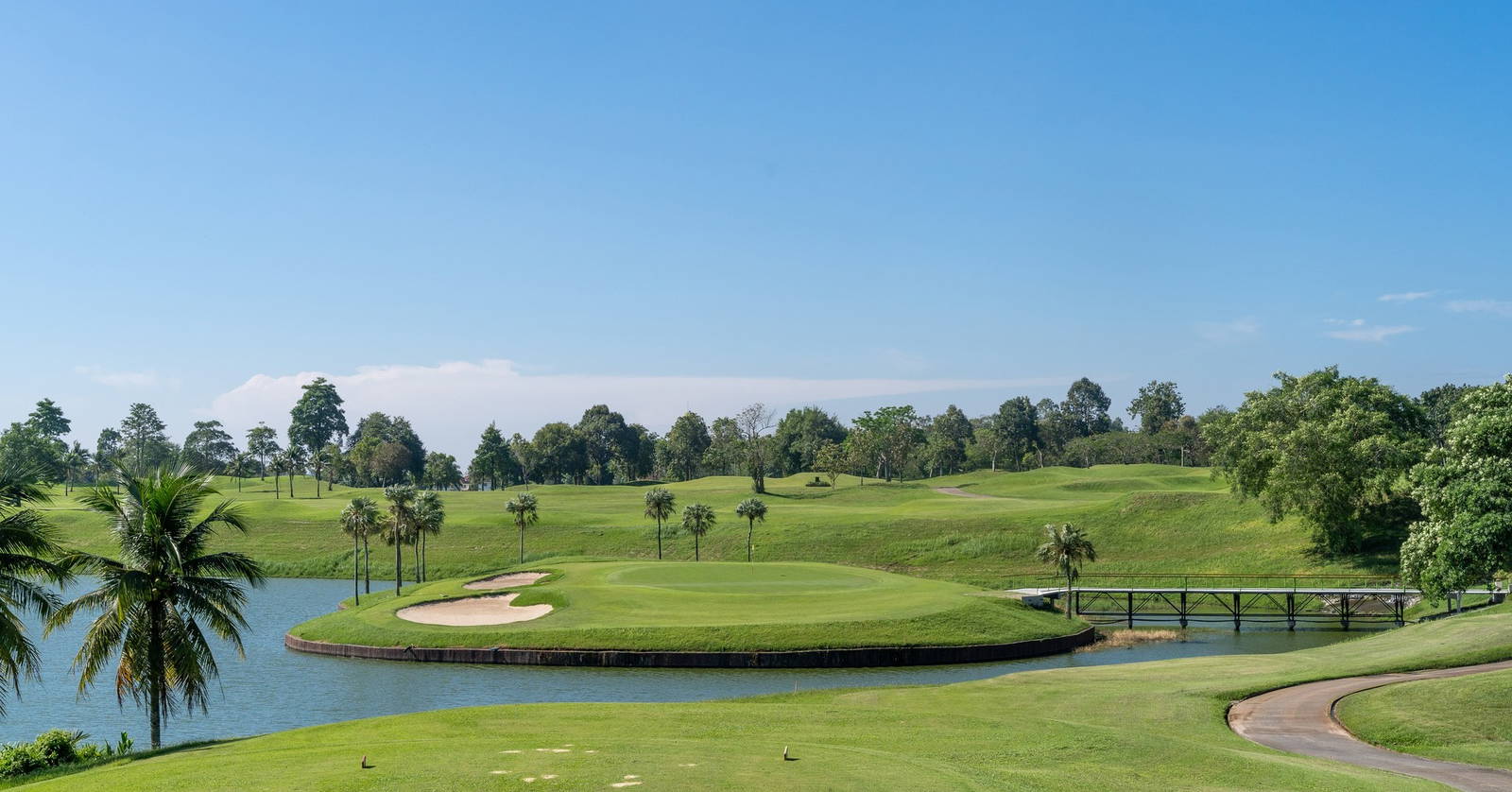 Tee Box, Island Green, Pattana Golf Resort , Pattaya, Thailand