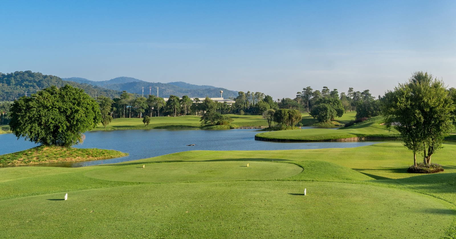 Tee Box, Pattana Golf Resort , Pattaya, Thailand