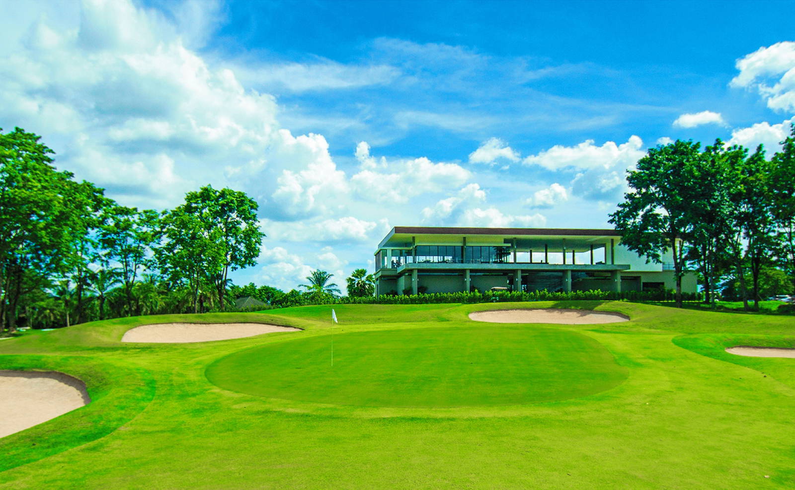 Green, Clubhouse, Pattavia Century Golf Club, Pattaya, Thailand