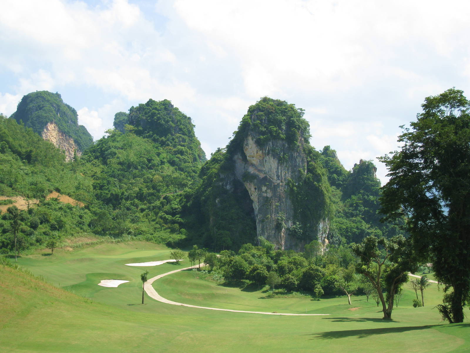 Approach, Fairway, Phoenix Golf Resort, Hanoi, Vietnam
