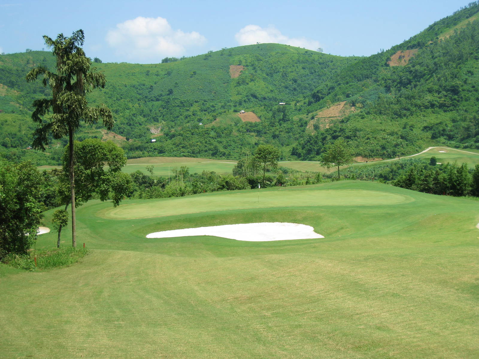Green, Bunker, Phoenix Golf Resort, Hanoi, Vietnam