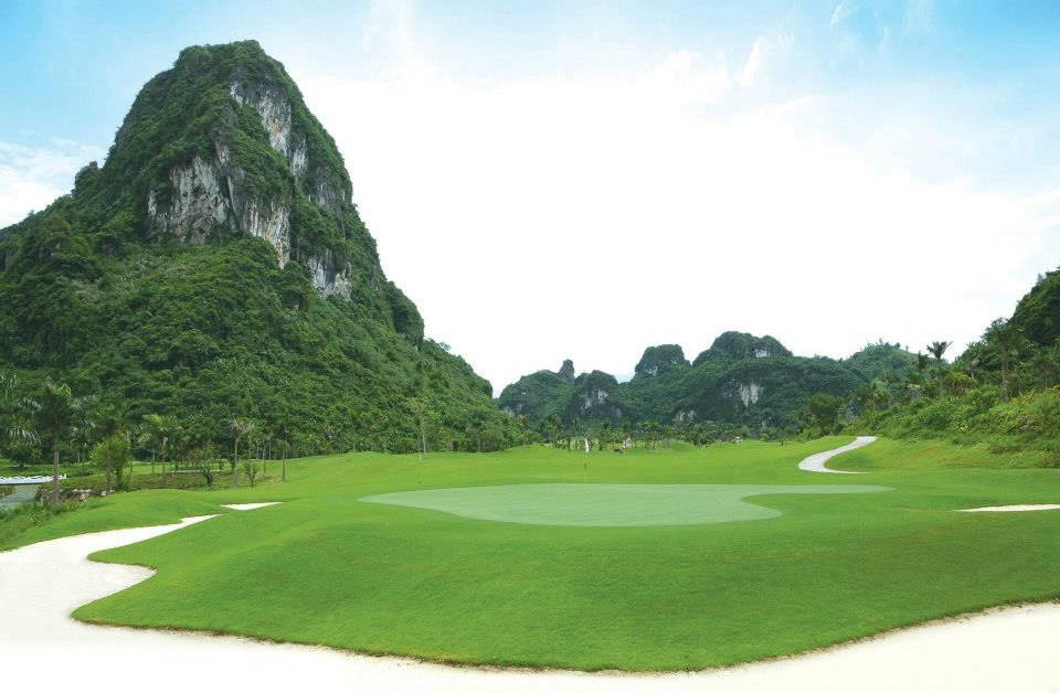Green, Bunker, Phoenix Golf Resort, Hanoi, Vietnam