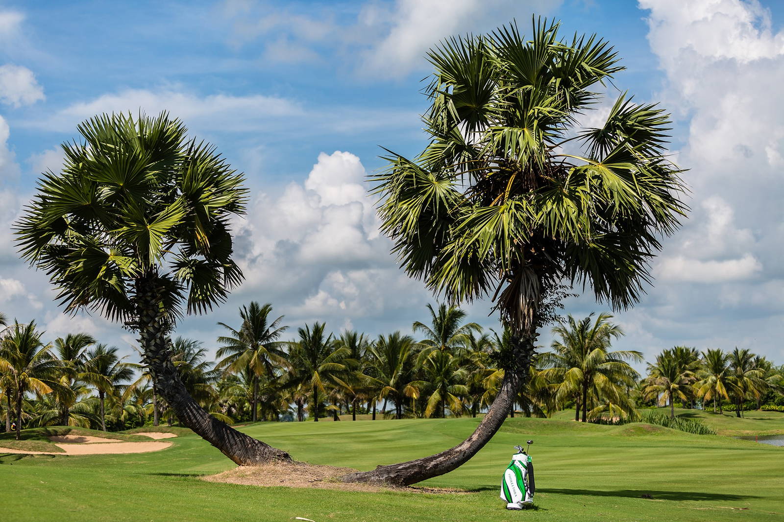 Approach, Phokeethra Country Club, Siem Reap, Cambodia