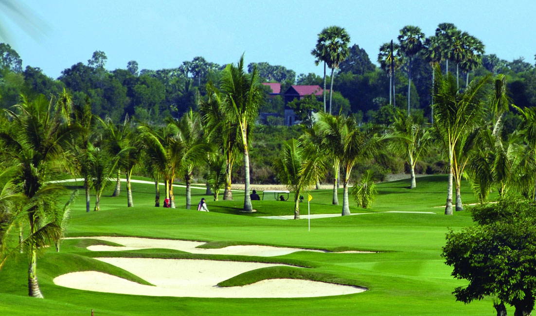 Approach, Phokeethra Country Club, Siem Reap, Cambodia