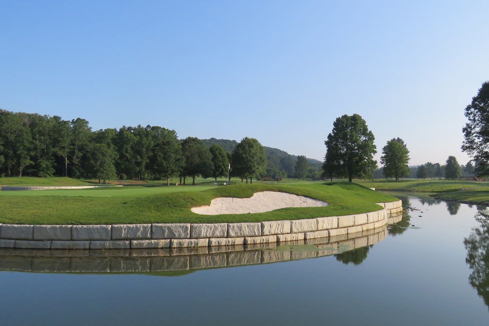 Green, Water Hazard, Pleasant Valley Golf Club, Pattaya, Thailand
