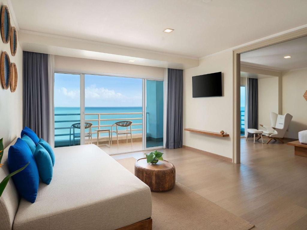 Pullman Pattaya Hotel G, Pattaya, Thailand