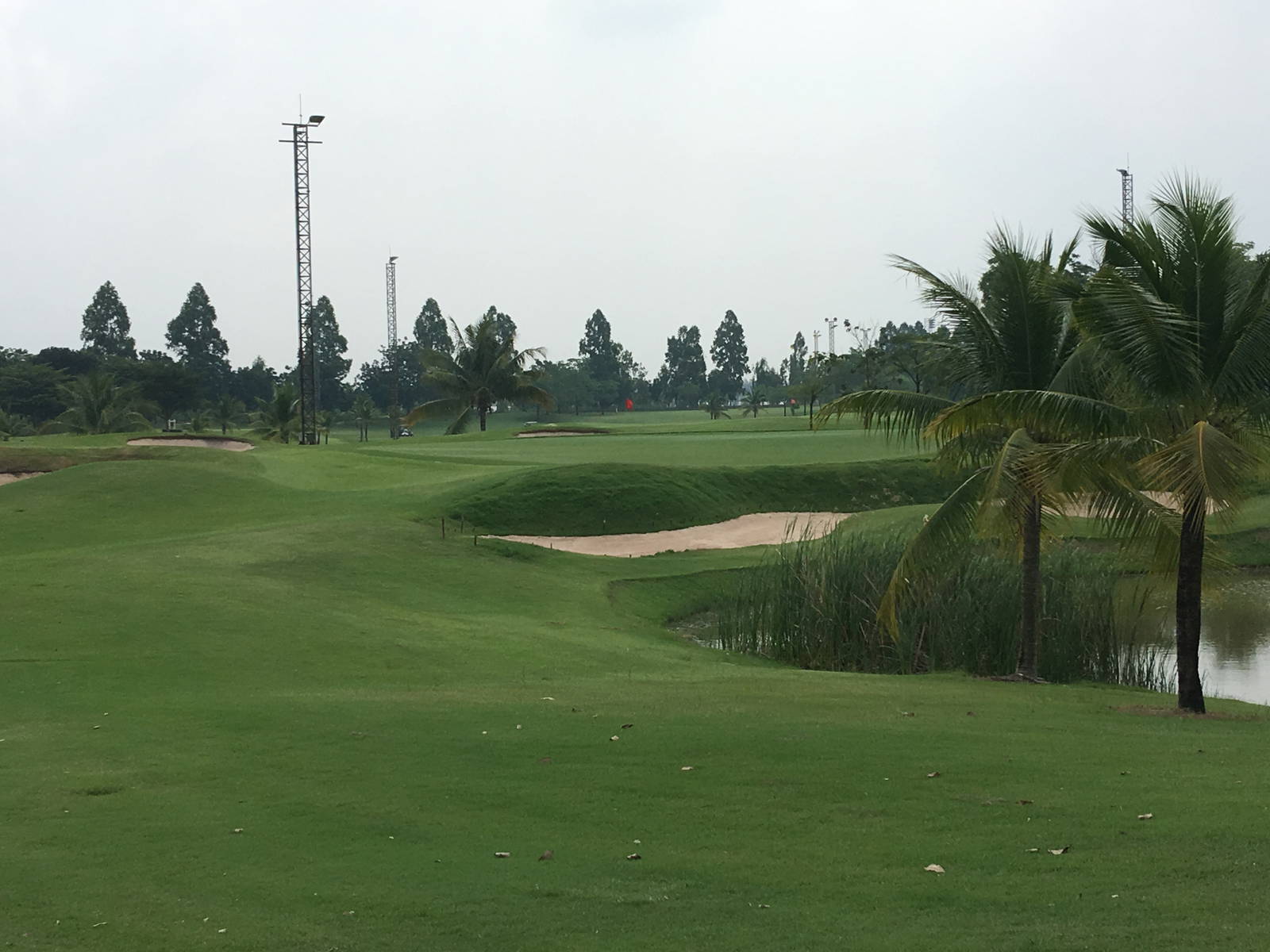 Approach, Rachakram Golf Club, Bangkok, Thailand