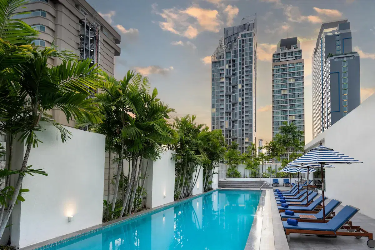 Radisson Suites Bangkok Sukhumvit, Bangkok, Thailand