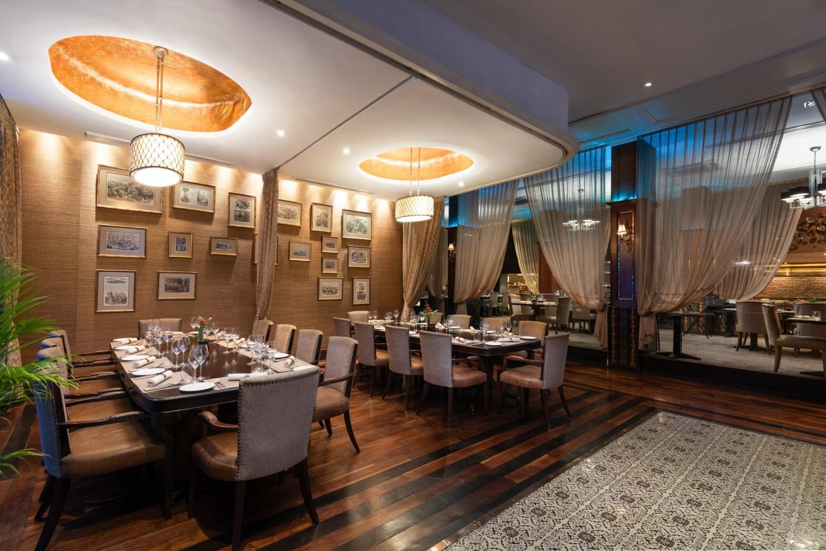Radisson Suites Bangkok Sukhumvit, Bangkok, Thailand