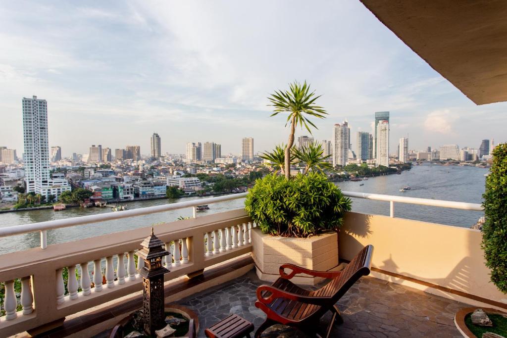 Ramada Plaza by Wyndham Bangkok Menam Riverside, Bangkok, Thailand