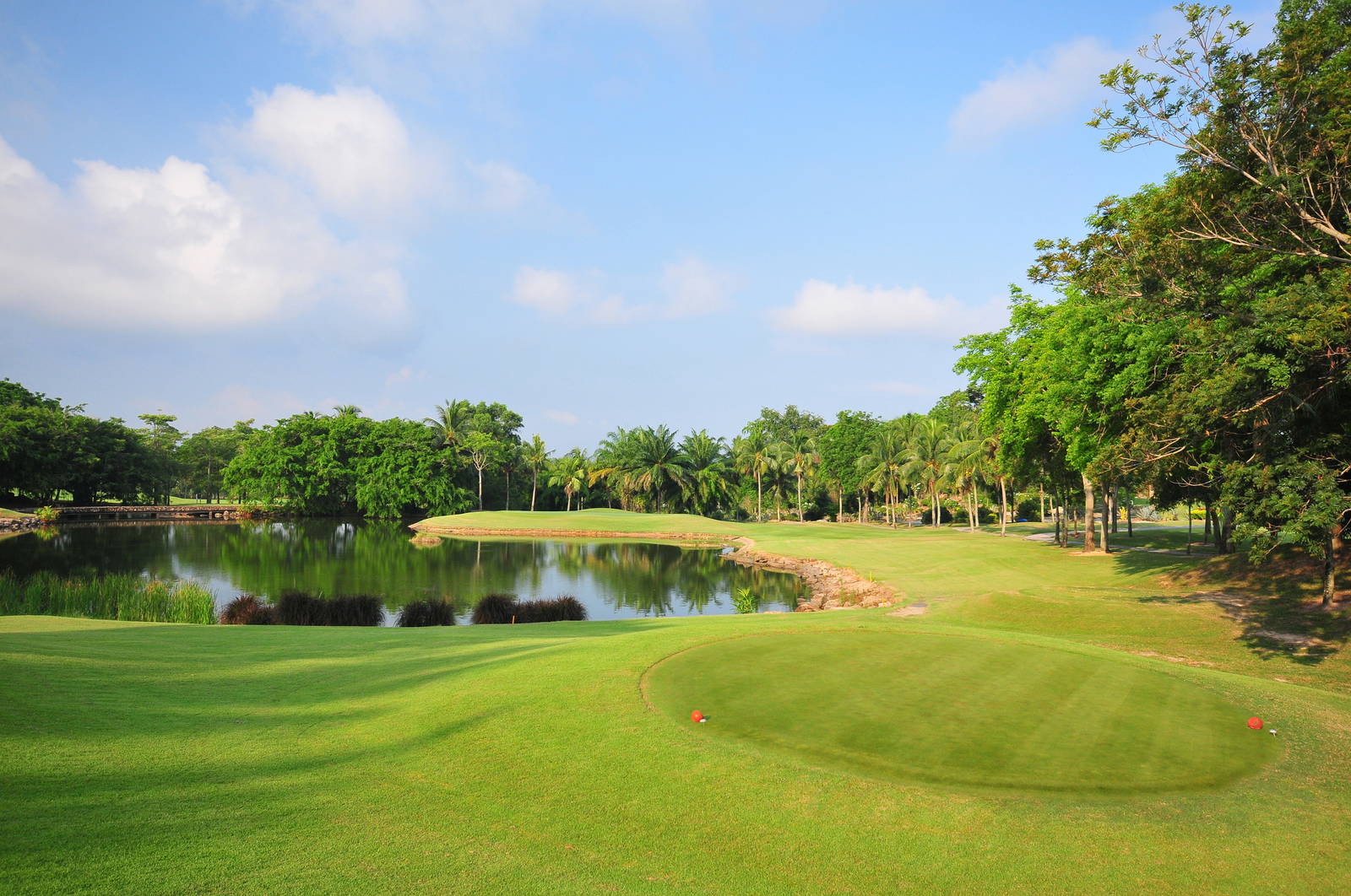 Tee Box, Rayong Green Valley Country Club, Pattaya, Thailand