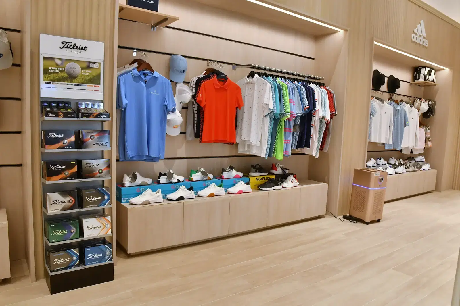 Pro Shop, Robinswood Golf Club, Bangkok, Thailand