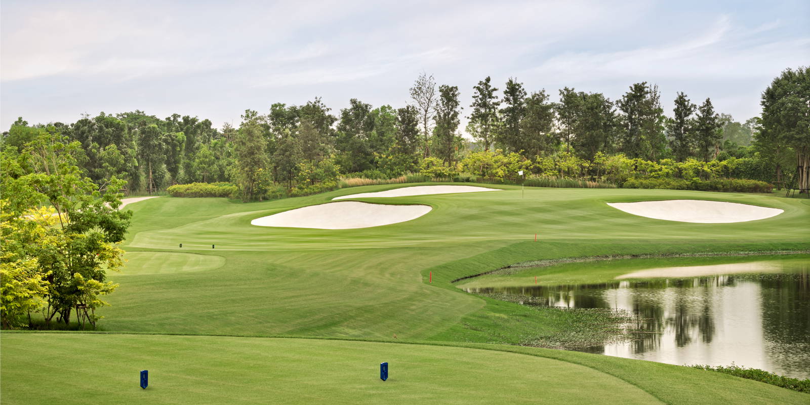 Tee Box, Robinswood Golf Club, Bangkok, Thailand