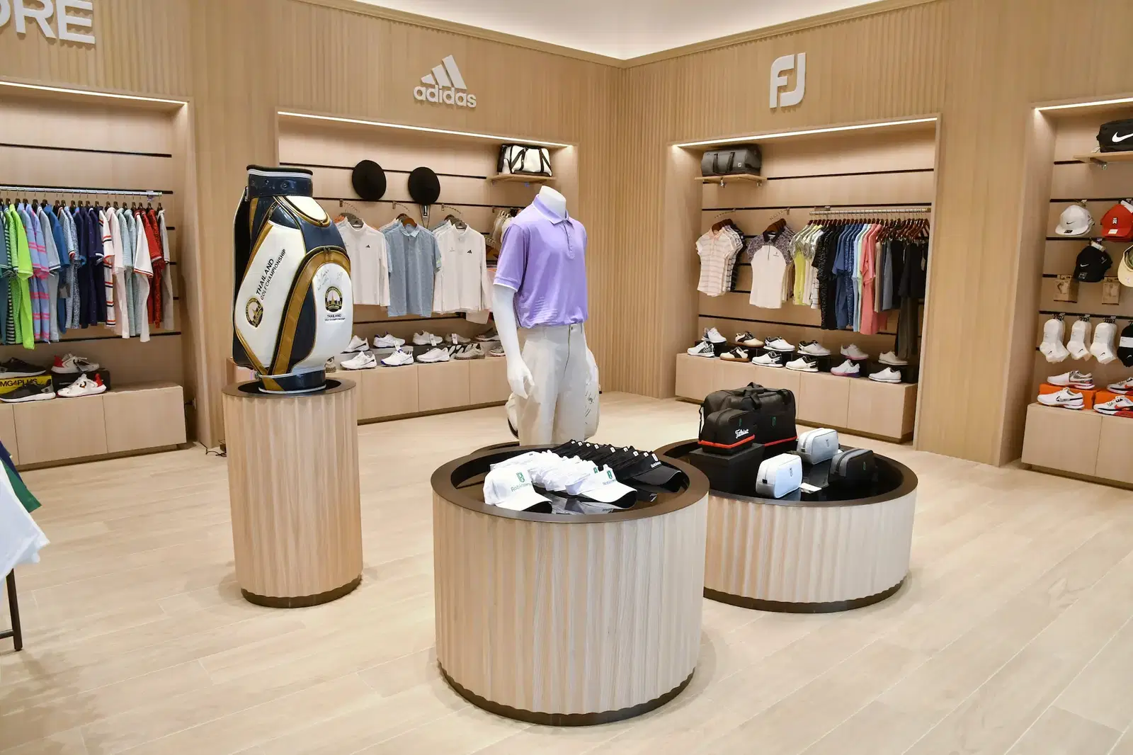 Pro Shop, Robinswood Golf Club, Bangkok, Thailand