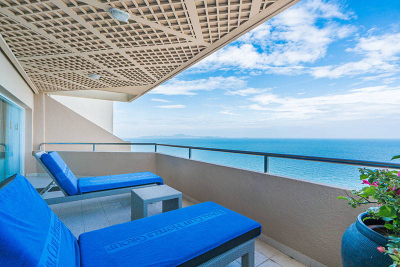Royal Cliff Beach Hotel, Pattaya, Thailand