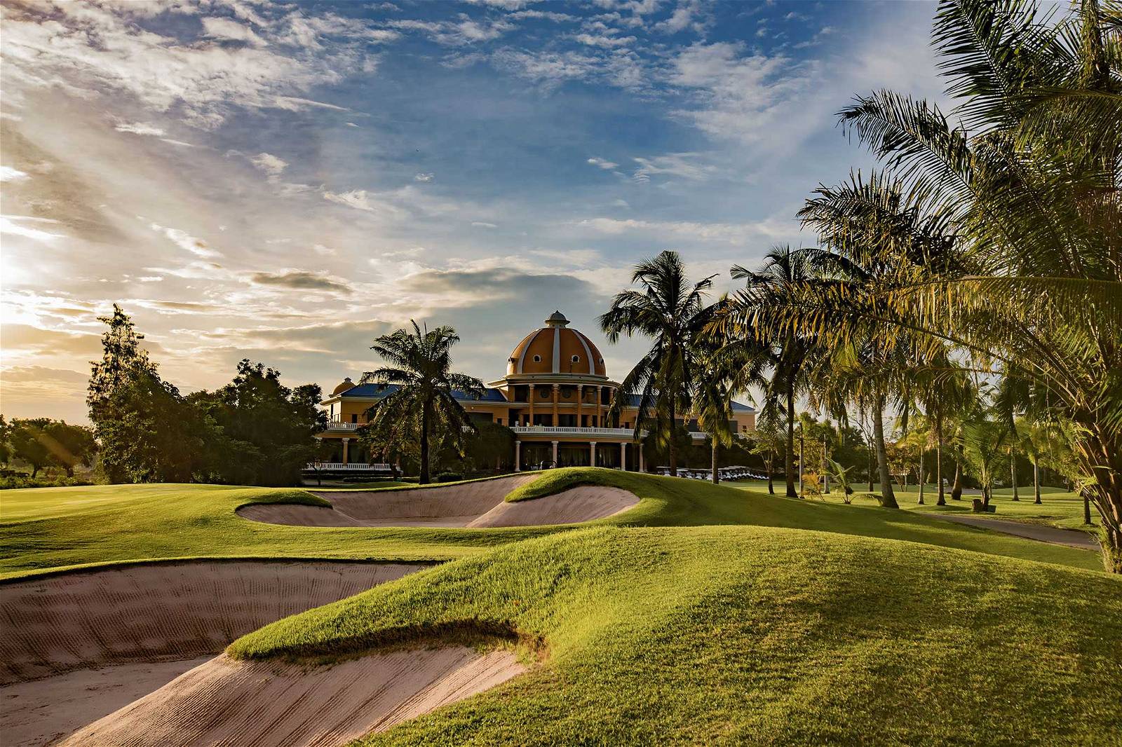 Bunker, Clubhouse, Royal Lakeside Golf Club, Pattaya, Thailand