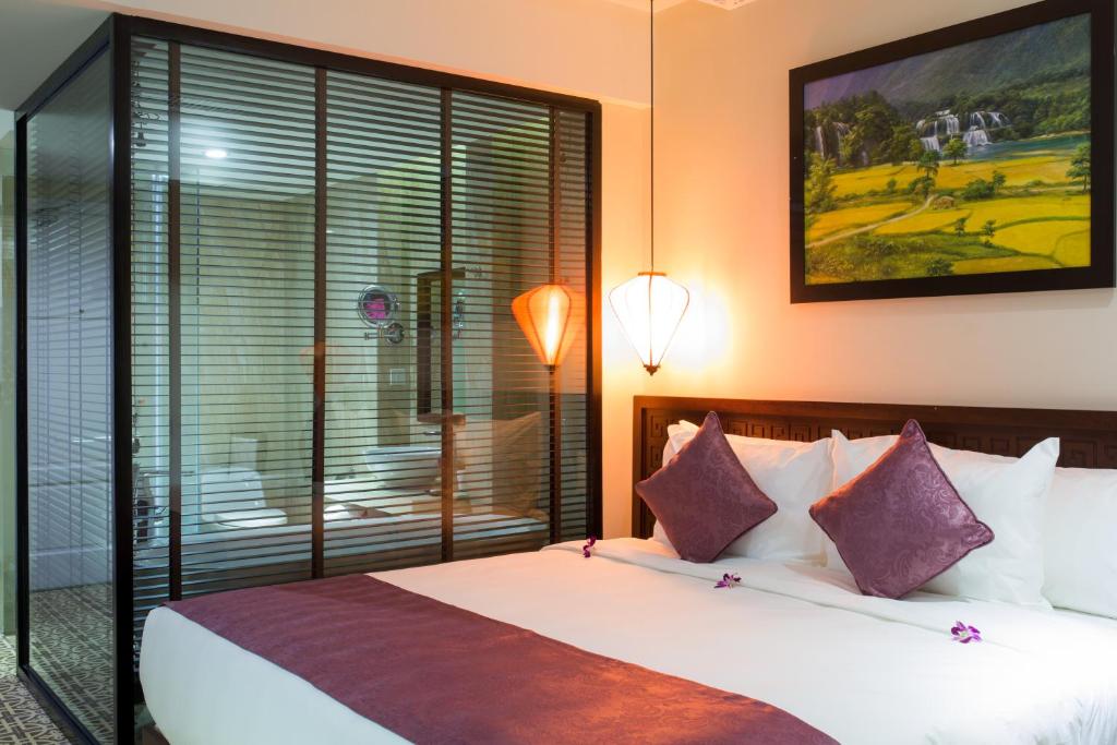 Royal Riverside Hoi An Hotel & Spa, Da Nang / Hoi An
