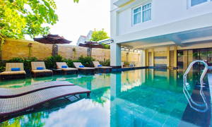 Royal Riverside Hoi An Hotel & Spa golf course