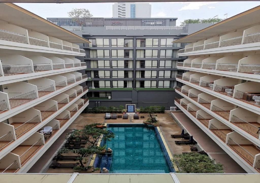 Sabai Sabana, Pattaya