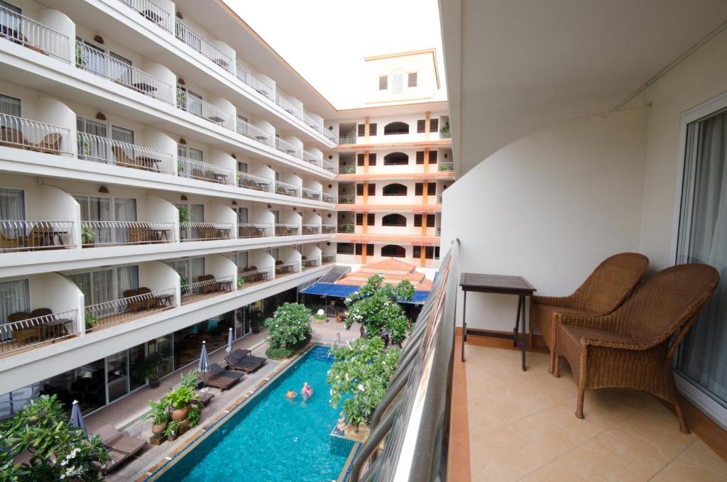 Sabai Sabana, Pattaya