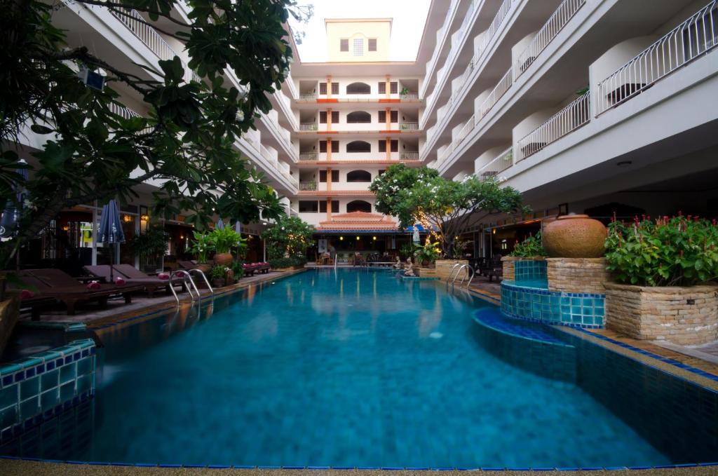 Sabai Sabana, Pattaya
