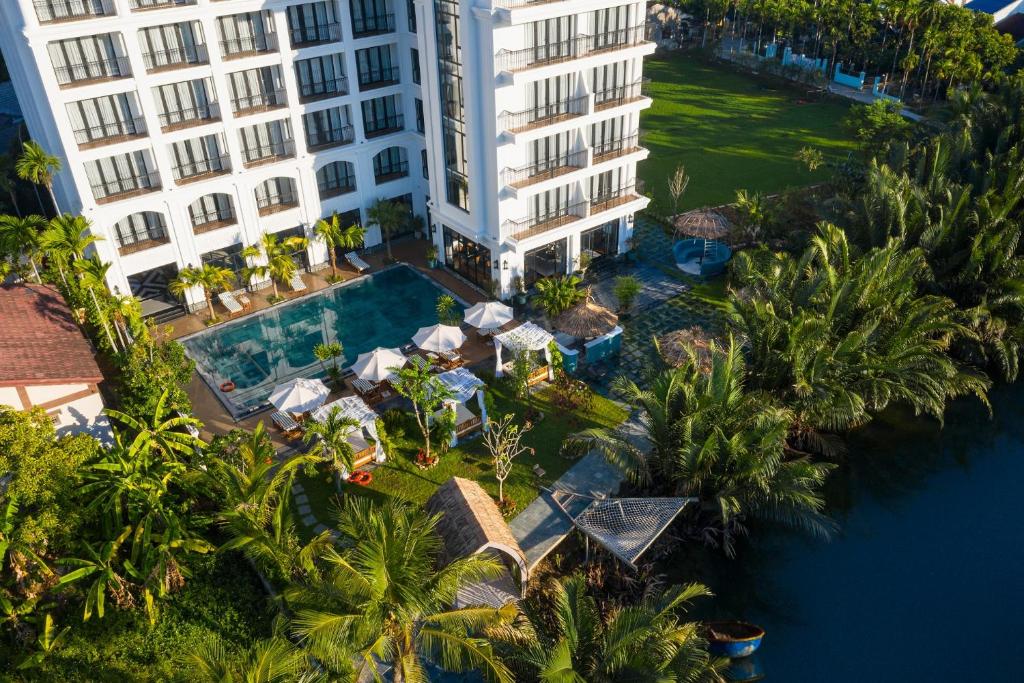 Shining Riverside Hoi An Boutique & Spa, Da Nang / Hoi An