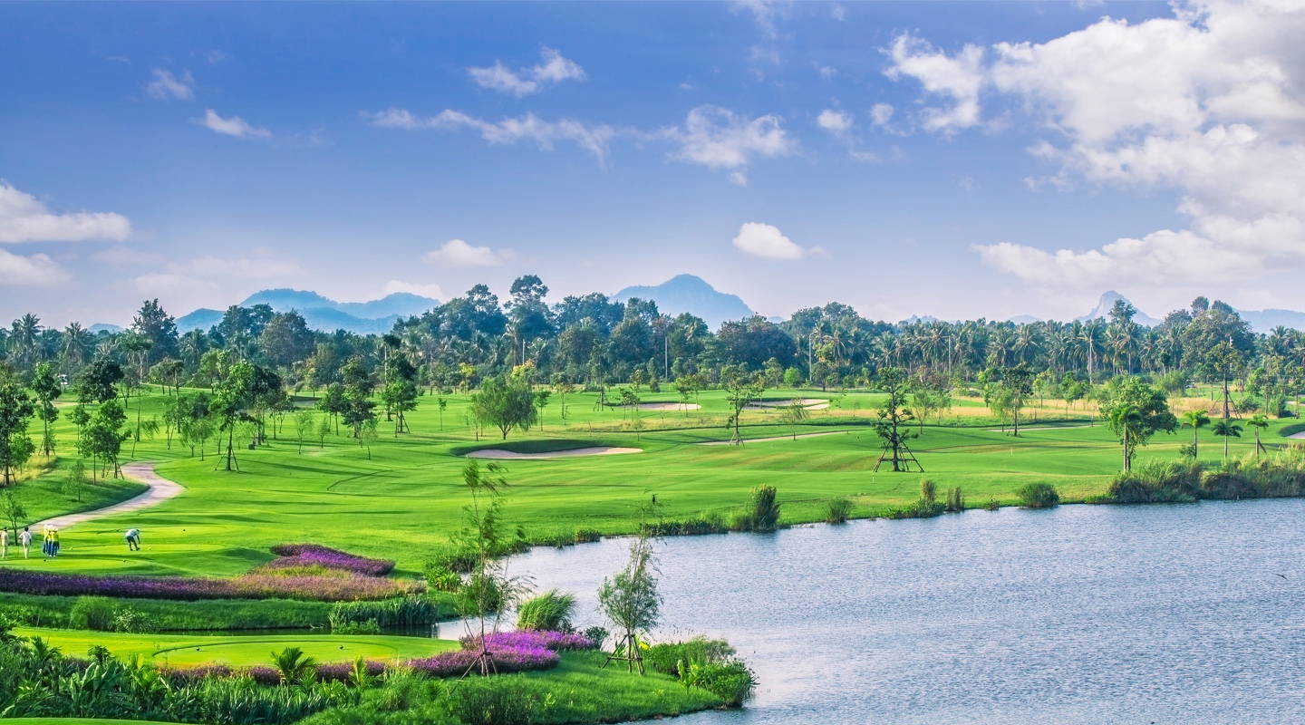 Fairway, Water Hazard, Siam Country Club (Waterside Course), Pattaya, Thailand
