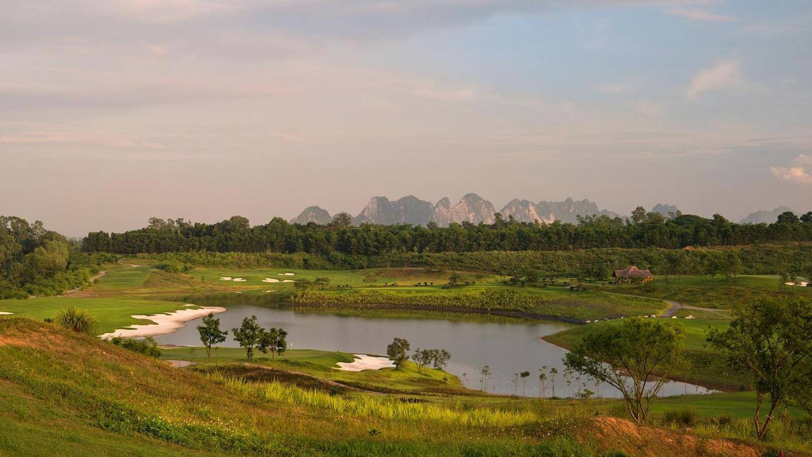Sky Lake Resort & Golf Club (Sky Course), Hanoi, Vietnam