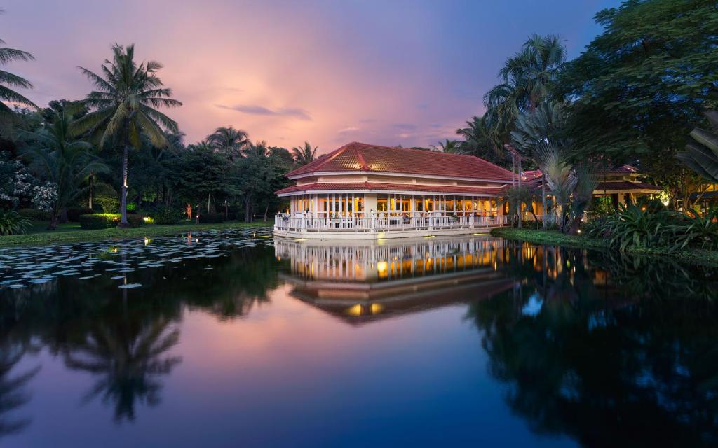 Sofitel Angkor Phokeethra Golf & Spa Resort, Siem Reap