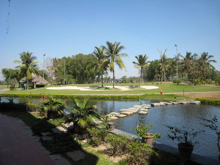 Green, Water Hazard, Song Be Golf Resort, Ho Chi Minh, Vietnam