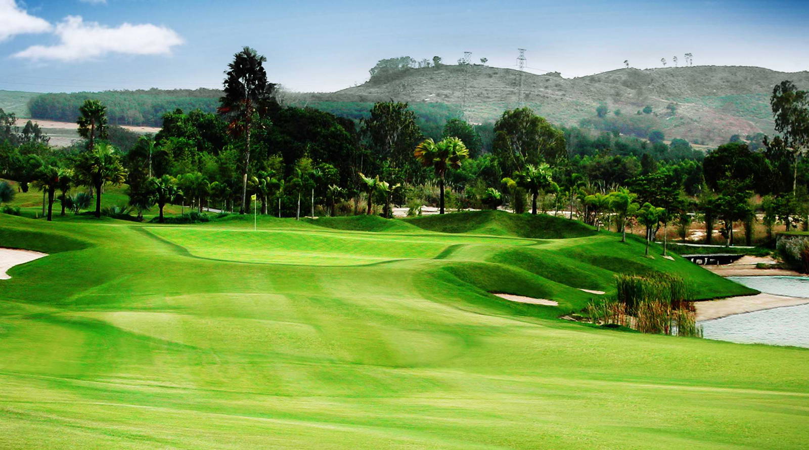 Approach, Fairway, St Andrews 2000 Golf Club, Pattaya, Thailand