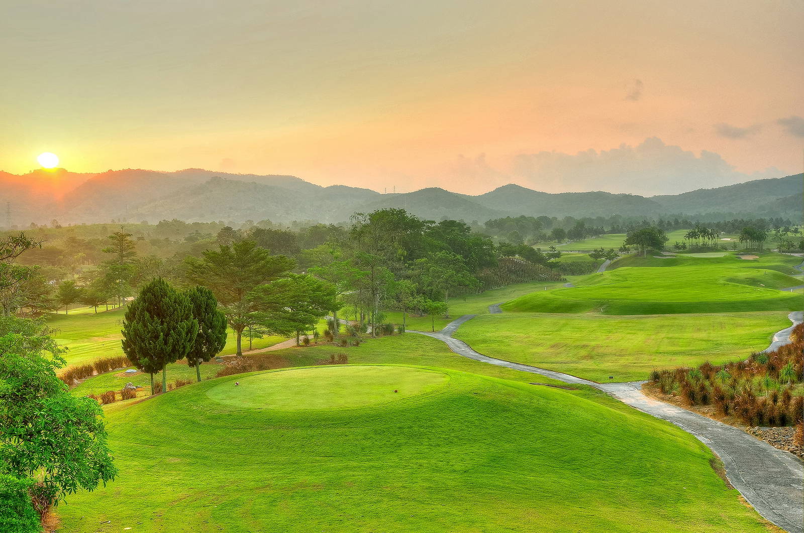 Tee Box, St Andrews 2000 Golf Club, Pattaya, Thailand
