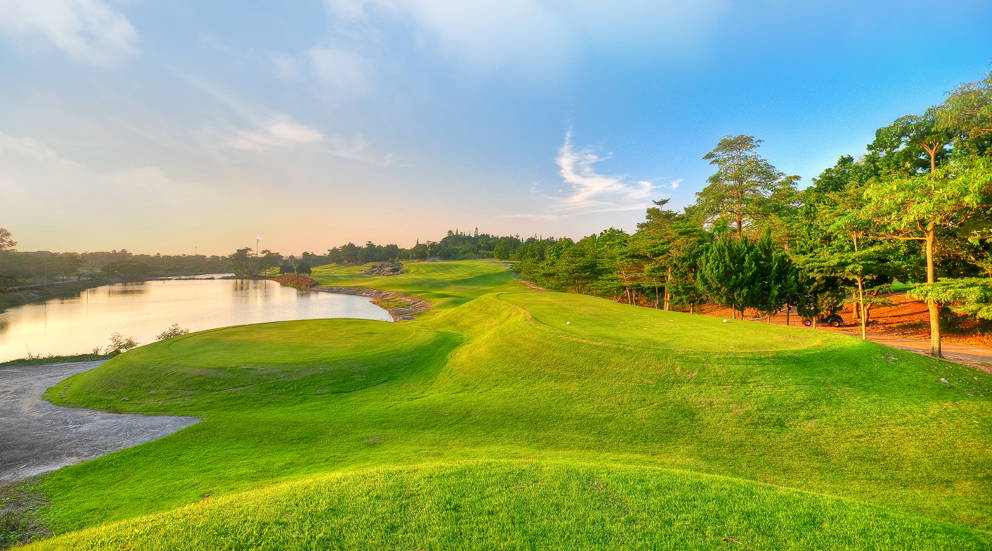 Tee Box, St Andrews 2000 Golf Club, Pattaya, Thailand