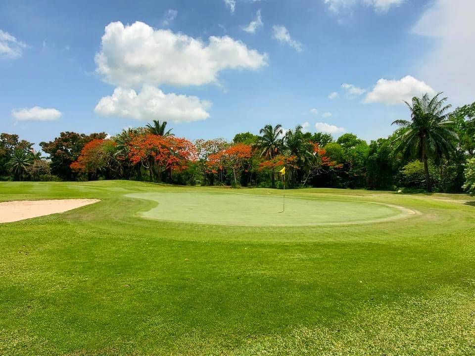 Green, Bunker, Subhapruek Golf Club, Bangkok, Thailand