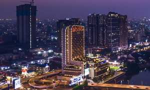 SUN & MOON, Riverside Hotel golf package