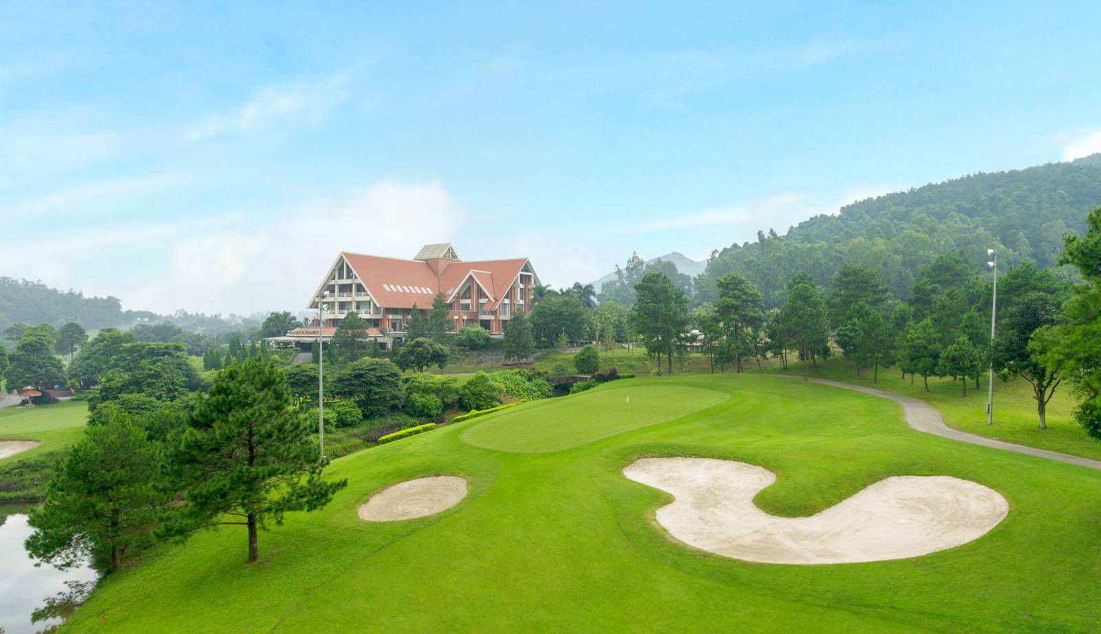 Green, Bunker, Clubhouse, Tam Dao Golf Resort, Hanoi, Vietnam
