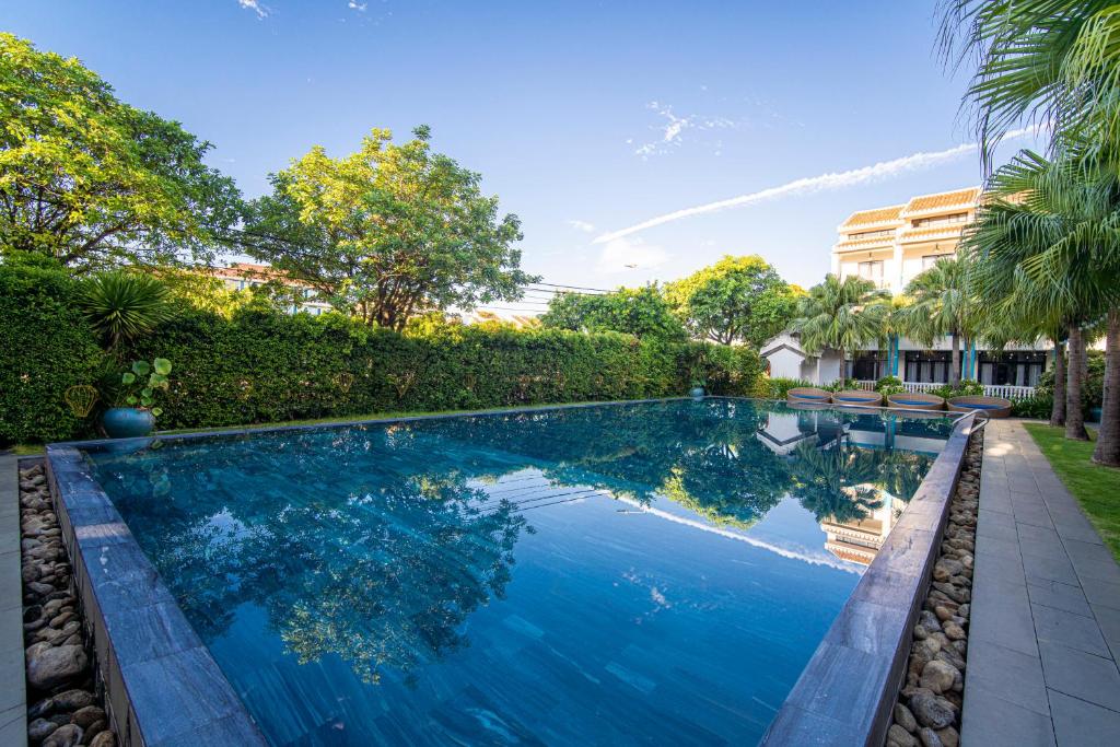 Thanh Binh Riverside Hotel, Da Nang / Hoi An