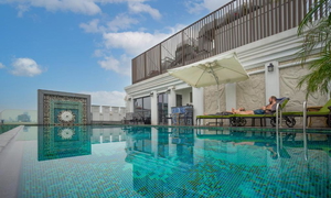 The Lapis Hotel golf package