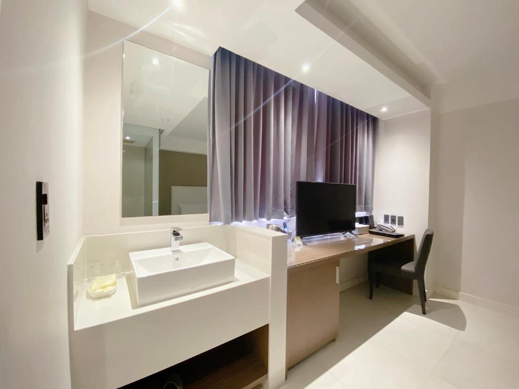 The Luxe Hotel, Ho Chi Minh