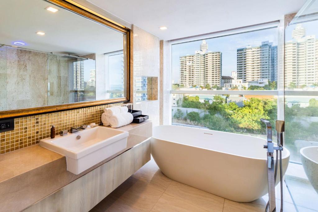 The Sanctuary Resort Pattaya, , Pattaya