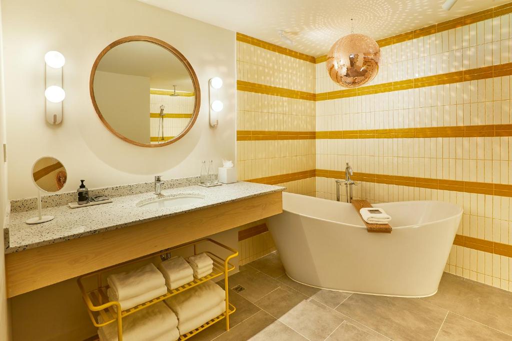 The Standard, Hua Hin, Hua Hin