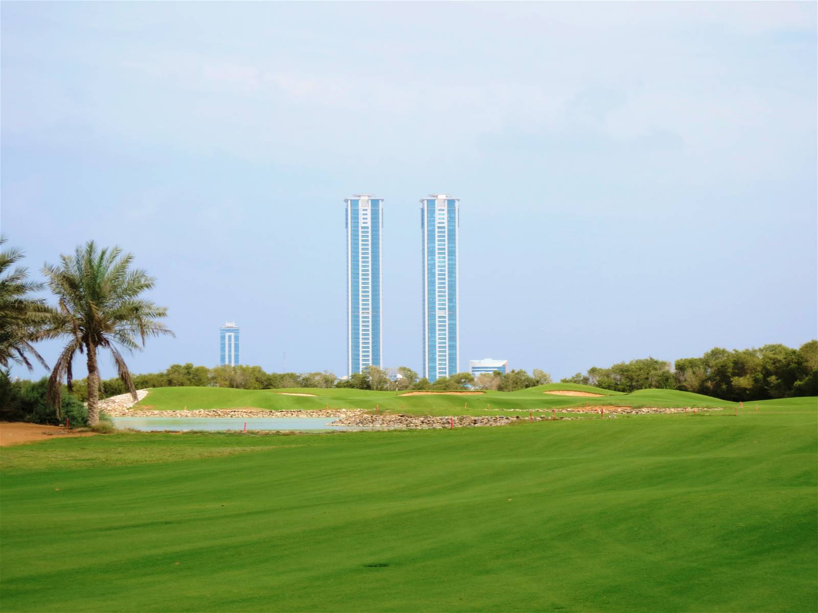 Approach, Tower Links Golf Club, Dubai, United Arab Emirates